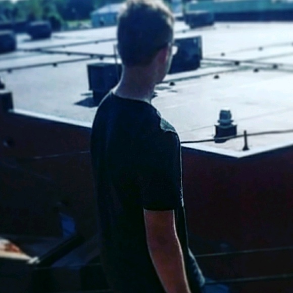 Profile Picture of Anthony Decristoforo (@anthony_123__) on Poshmark