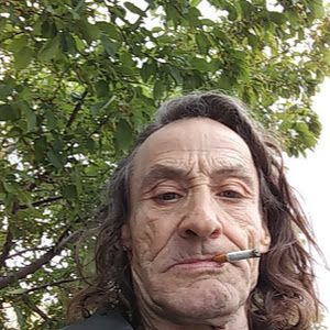 Profile Picture of Andrew Holt (@holtandrew083) on Tiktok