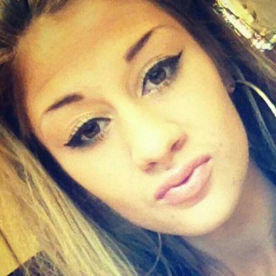 Profile Picture of Lindsey Leith (@077ed89918ea498) on Twitter