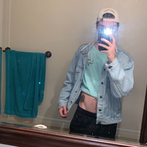 Profile Picture of Justin Mink (@justindlmink) on Poshmark