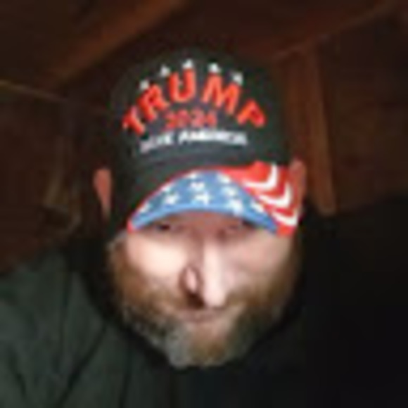 Profile Picture of Buck Jarrell (@buckjarrell) on Poshmark