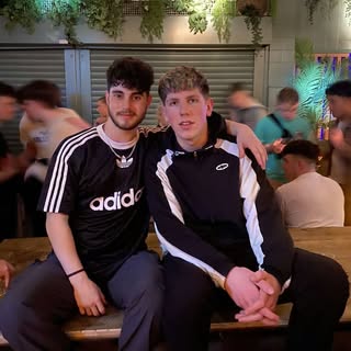 Profile Picture of Greg Hughes (@_greghughes) on Instagram