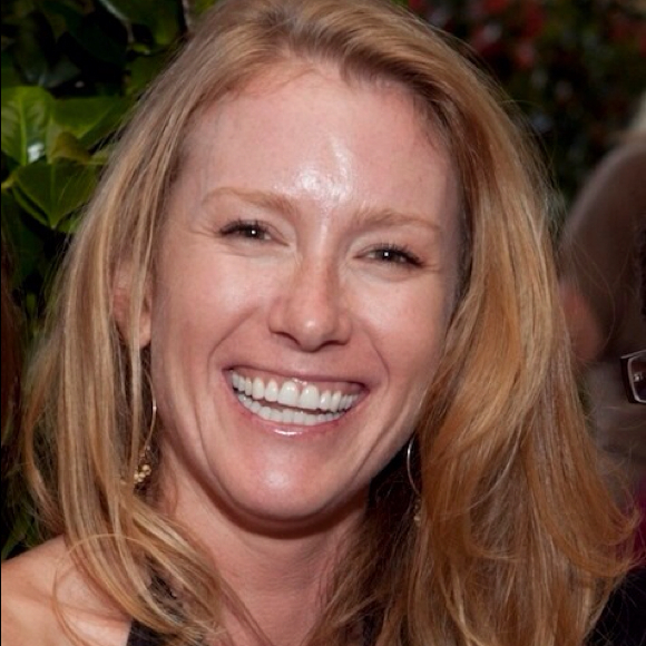 Profile Picture of Tamara Orras (@missesflirt) on Poshmark