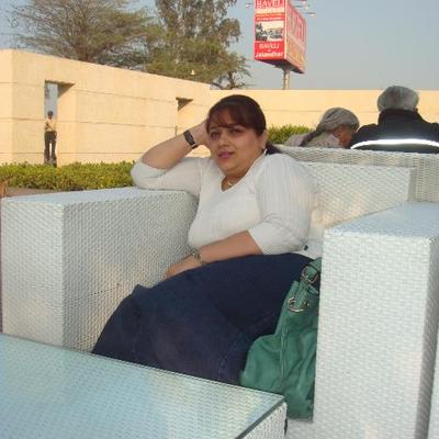 Profile Picture of Farah Rehman (@FarahRehman1) on Twitter