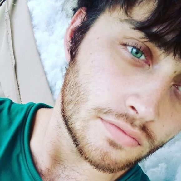 Profile Picture of Ryan Lehmann (@ryanwlehmann323) on Poshmark