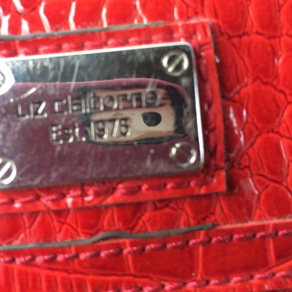 Profile Picture of Earlie Capdeville (@earlmae1967) on Poshmark