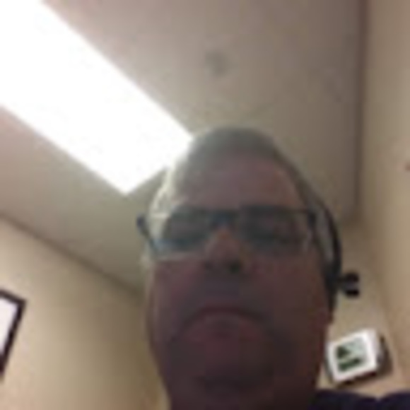 Profile Picture of Chris Bliss (@blisschris4) on Poshmark