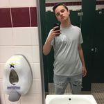 Profile Picture of derrick (@derricknathaniel) on Instagram
