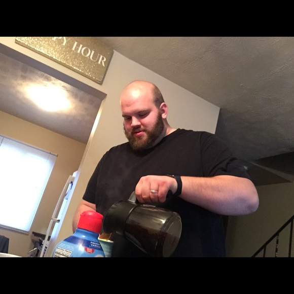 Profile Picture of Caleb Christian (@cchristian116) on Poshmark