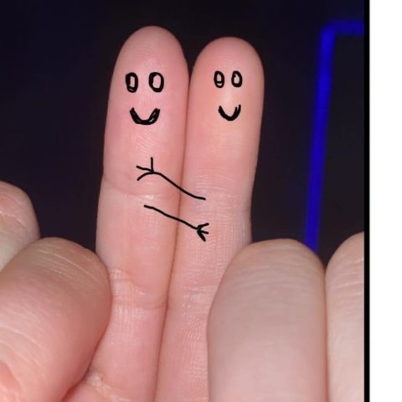 Profile Picture of Chloe Prothero (@chlxe15) on Poshmark