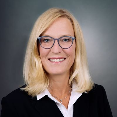 Profile Picture of Dr. Alexandra Heinzelmann (@HeinzelmannDr) on Twitter