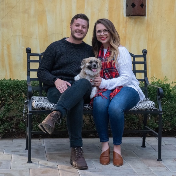 Profile Picture of Paige Eliasson (@paigeeeee525) on Poshmark