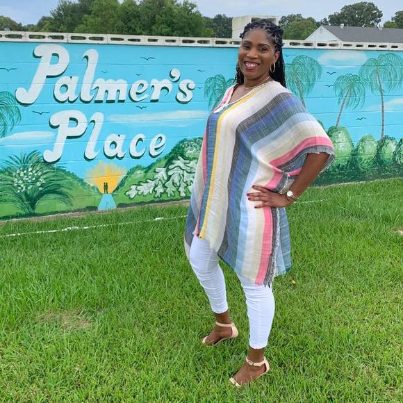 Profile Picture of Crystal Franklin (@crystalfrank327) on Poshmark