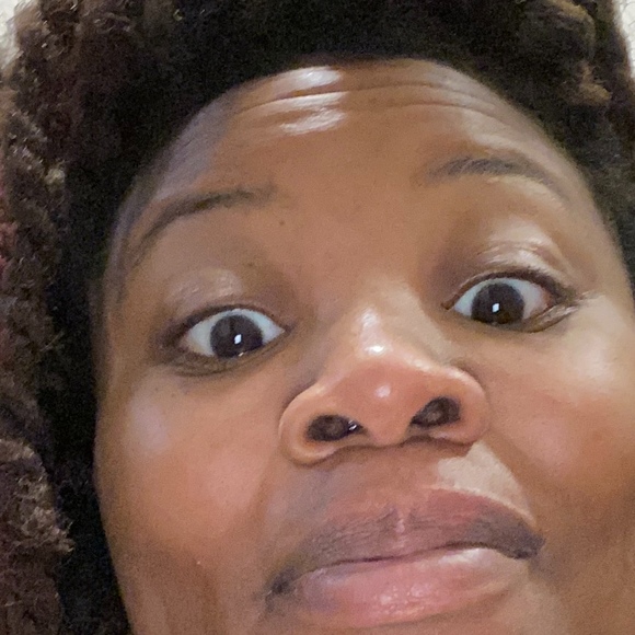 Profile Picture of Jazmin Norflett (@pjtb1) on Poshmark