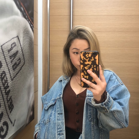 Profile Picture of Eunice Ng (@shopnicee) on Poshmark