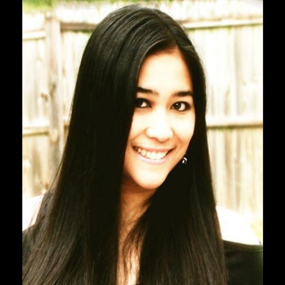 Profile Picture of Sherryl Crneckiy (@sherryl2014) on Poshmark