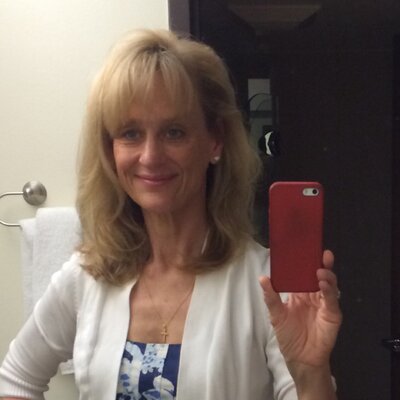 Profile Picture of Dede Farnsworth (@dfHealthCoach) on Twitter