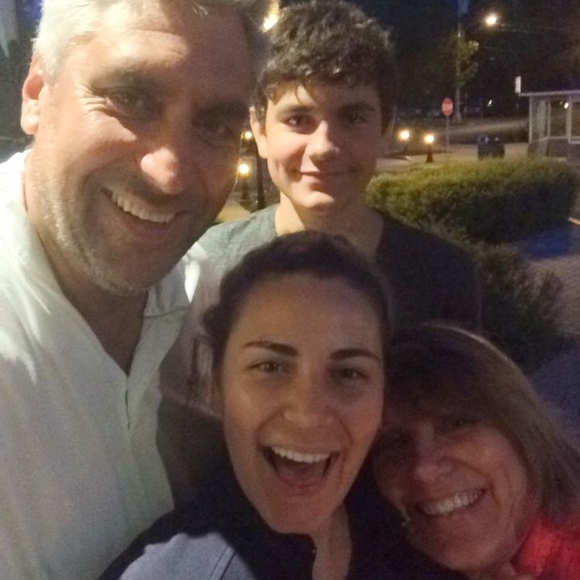 Profile Picture of Cheryl Lowe (@cheryllowe951) on Poshmark