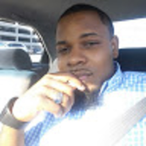 Profile Picture of Tony Tolbert (@tony_tolbert) on Poshmark
