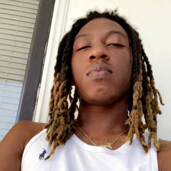 Profile Picture of Fonzo Lee (@fonzo23) on Poshmark