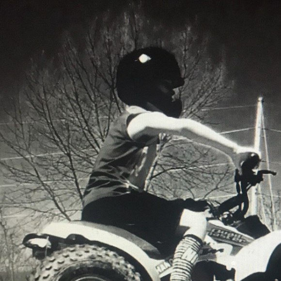 Profile Picture of Turd Mansolillo (@hdhdhrhb101) on Poshmark