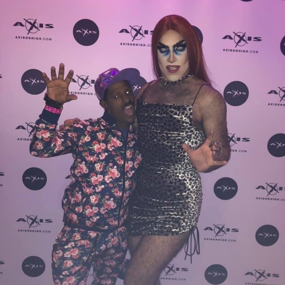 Alex Rosvanis - Poshmark Profile Picture of Alex Rosvanis (@dancewithalex) on Poshmark