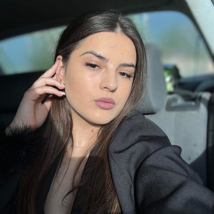 Profile Picture of Alexandra Ambrose (@@alexandraambrose22) on Tiktok
