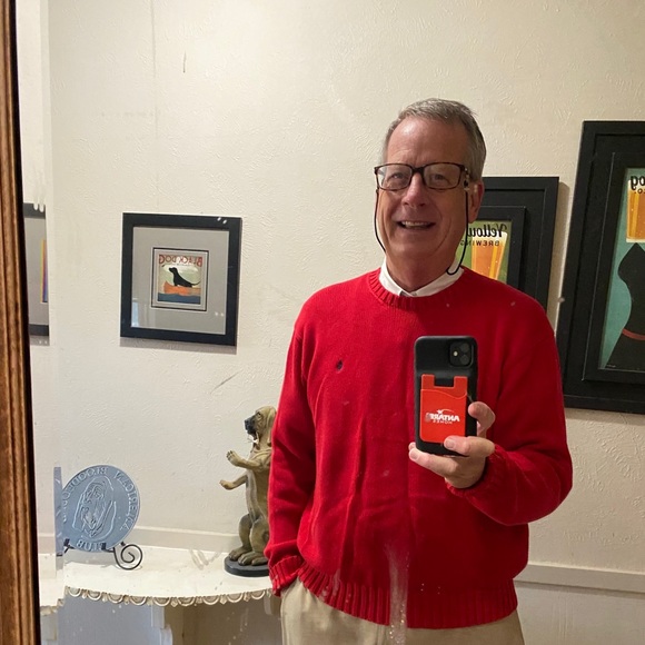 Profile Picture of Michael Hansen (@michaeljhansen) on Poshmark