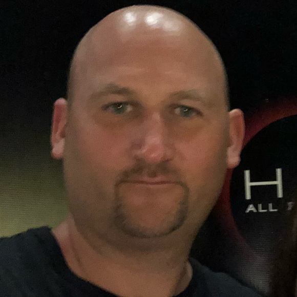 Profile Picture of Matt Gerber (@mgerb1978) on Poshmark