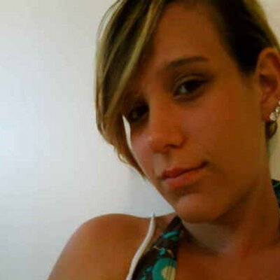 Profile Picture of Louise Shields (@LShieldzie) on Twitter
