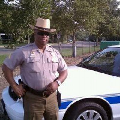 Profile Picture of Kevin Watkins (@HeyKevW23) on Twitter