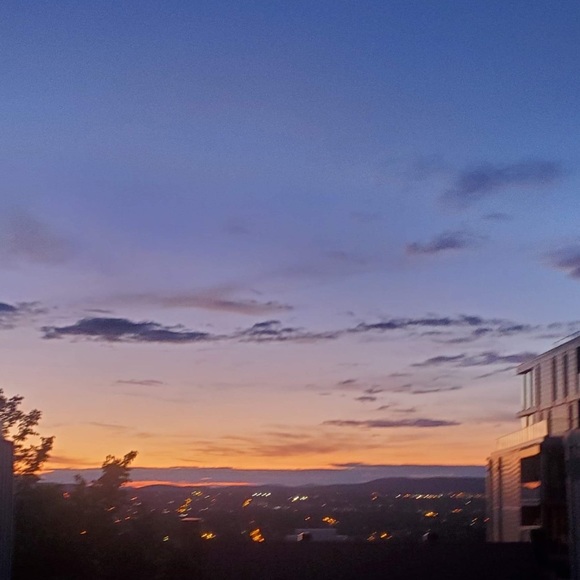 Profile Picture of Danica Carriere (@danicacarriere) on Poshmark