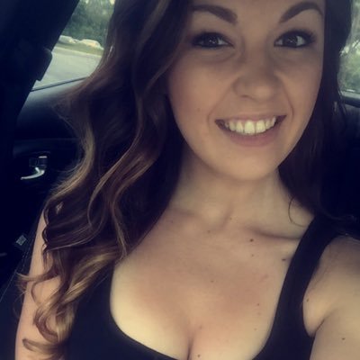 Profile Picture of Amanda Warner (@a_warner93) on Twitter