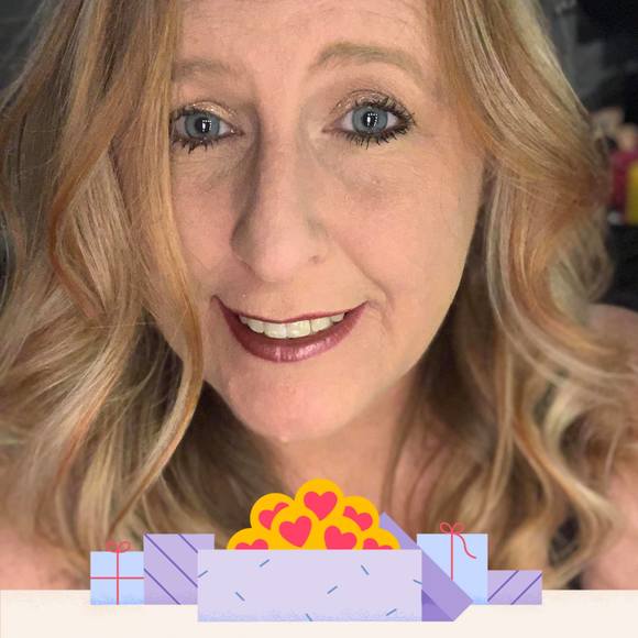 Profile Picture of Heather Mcgallion (@hmcgallion) on Poshmark