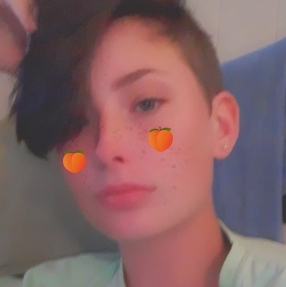Profile Picture of Mackenzie Quinn (@mquinn2003) on Poshmark