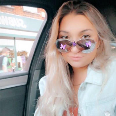 Profile Picture of Angie (@AngieShaw_) on Twitter