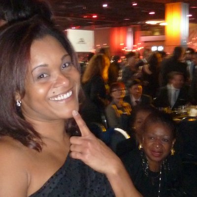 Profile Picture of Minerva Chandler (@minervinha) on Twitter