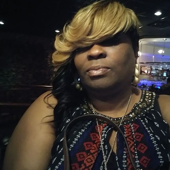 Profile Picture of Tasha Craig (@tashac1972) on Poshmark