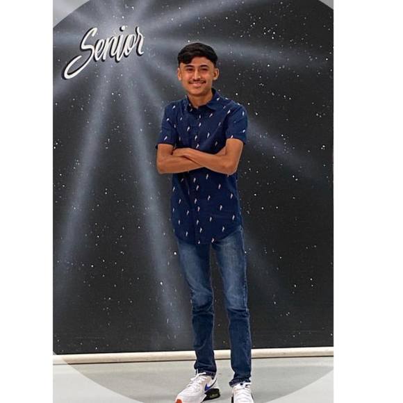 Profile Picture of Mauricio Galván (@mauriciogalv788) on Poshmark