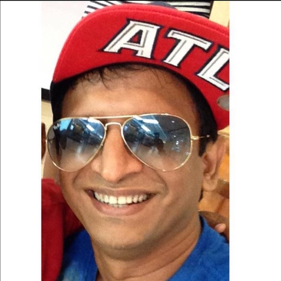 Profile Picture of M Khan (@atljusrice) on Poshmark