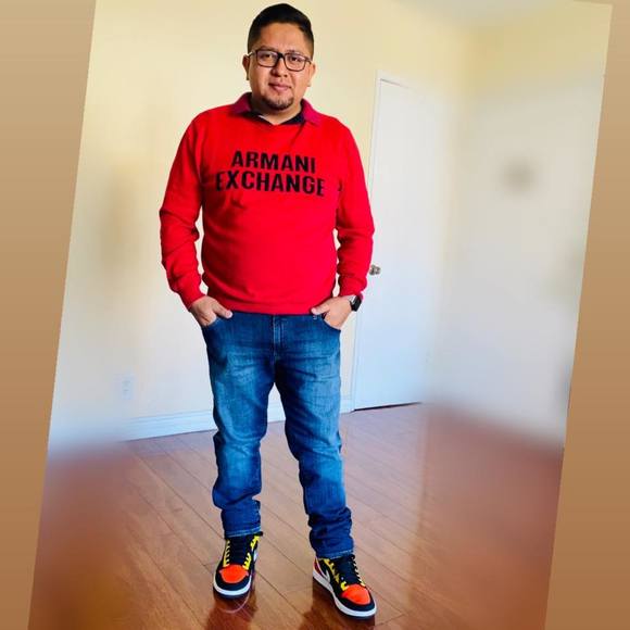 Profile Picture of Wilver f. Peralta (@abejorro181) on Poshmark