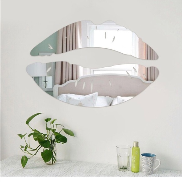 Profile Picture of Christina Pendergast (@christinap129) on Poshmark