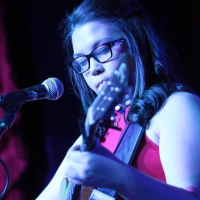 Profile Picture of Amy Meehan (@AmyMeehanMusic) on Twitter