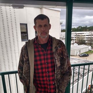 Profile Picture of Scott Roberts (@scott.roberts.33821) on Facebook