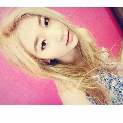 Profile Photo of JINNY, PARK (@jinnypcrkk) on Twitter