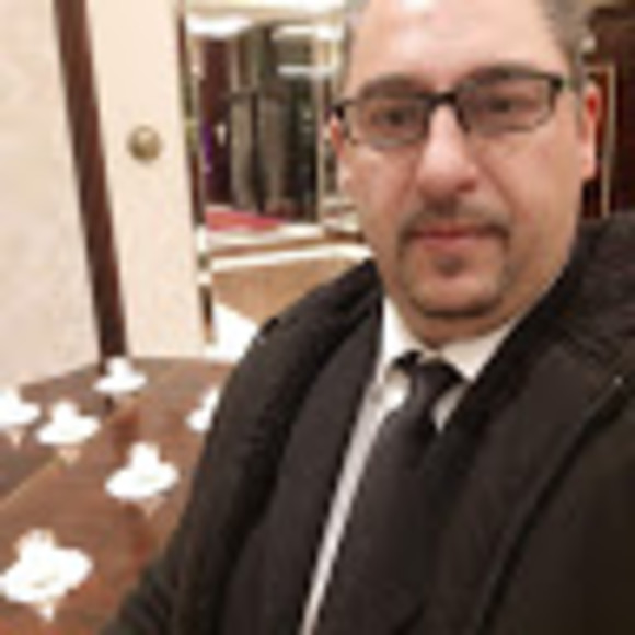 Profile Picture of Giannisdimos Dimos (@giannisdimos77) on Poshmark