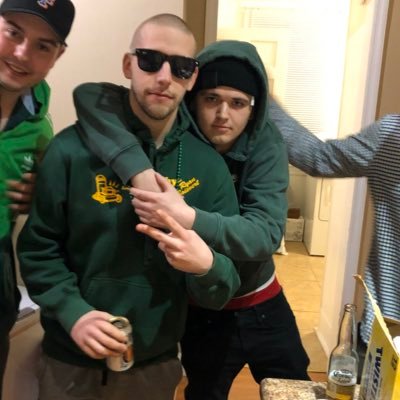 Profile Picture of DannyFlocka (@DanBurns_10) on Twitter