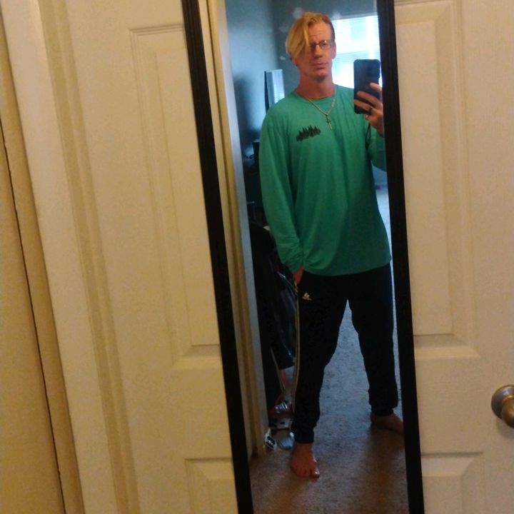 Profile Picture of Michael Kling (@angelbravo47) on Tiktok