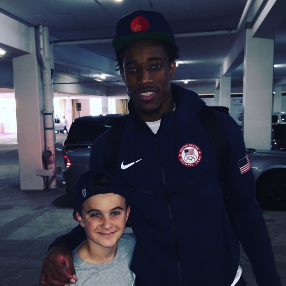 Profile Picture of Tanner Bennett (@tbennett23) on Poshmark