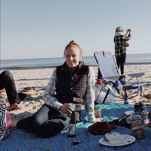 Profile Picture of Christy Hillebrecht (@hillebcc) on Poshmark